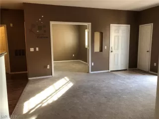 Photo #1: 2159469 Listing 