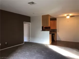 Photo #3: 2159469 Listing 