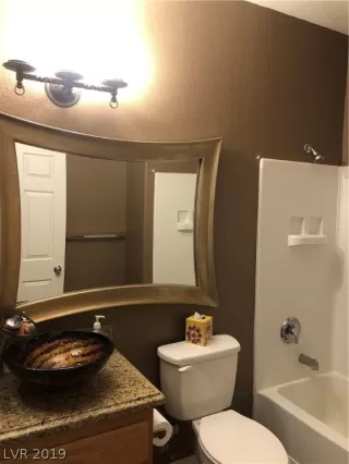 Photo #6: 2159469 Listing 