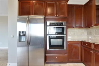 Photo #6: 2159490 Listing 