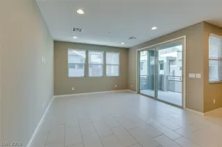 Photo #5: 2159500 Listing 