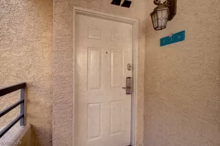 Photo #5: 2159516 Listing 