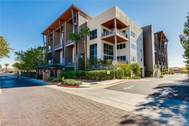 MLS: 2159594 Condo For Sale