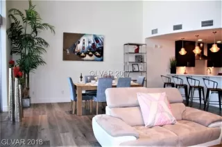 Photo #2: 2159594 Listing 