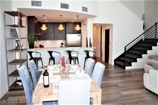 Photo #3: 2159594 Listing 