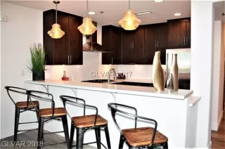 Photo #4: 2159594 Listing 