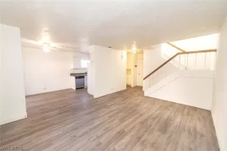 Photo #1: 2159613 Listing