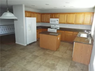 Photo #1: 2159616 Listing 