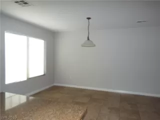 Photo #5: 2159616 Listing 