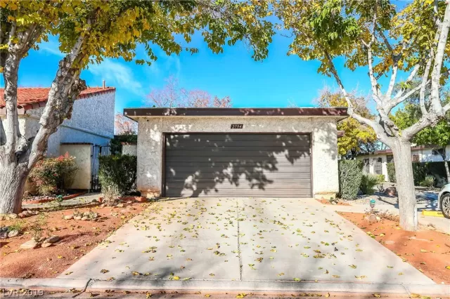 MLS: 2159623 Condo For Sale