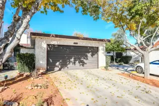 Photo #1: 2159623 Listing 