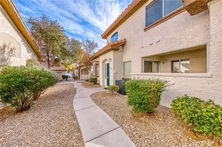 Photo #2: 2159716 Listing