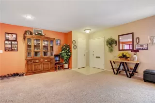 Photo #6: 2159752 Listing