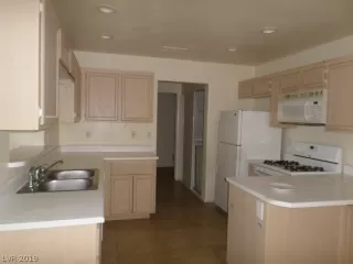 Photo #1: 2159785 Listing