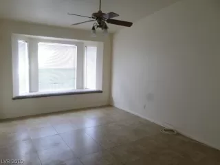 Photo #4: 2159785 Listing