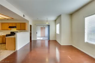 Photo #6: 2159793 Listing