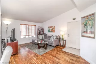 Photo #1: 2159816 Listing