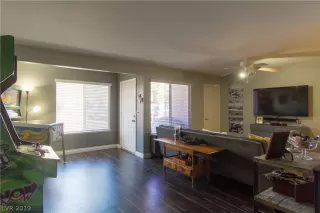 Photo #2: 2159827 Listing 