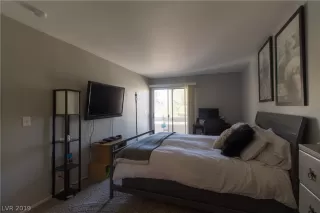 Photo #6: 2159827 Listing 