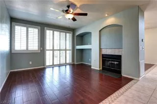 Photo #6: 2159846 Listing 