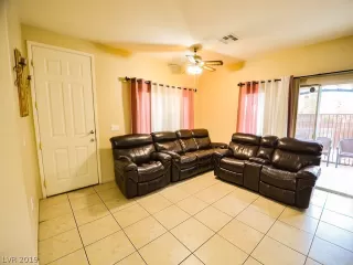 Photo #3: 2159880 Listing 