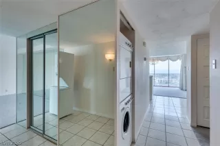 Photo #1: 2159952 Listing 