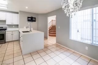 Photo #4: 2160087 Listing 