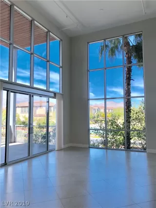 Photo #4: 2160094 Listing 