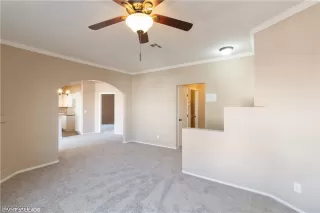 Photo #3: 2160177 Listing