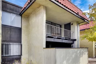 Photo #2: 2160207 Listing