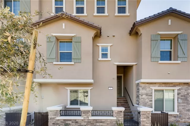 MLS: 2160253 Condo For Sale