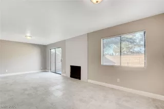 Photo #6: 2160271 Listing