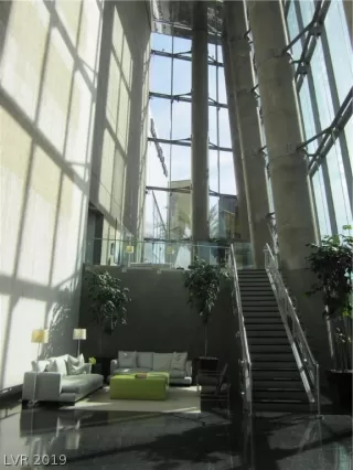 Photo #3: 2160285 Listing