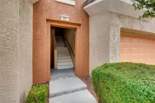 Photo #2: 2160301 Listing