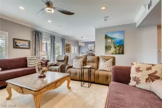 Photo #6: 2160301 Listing