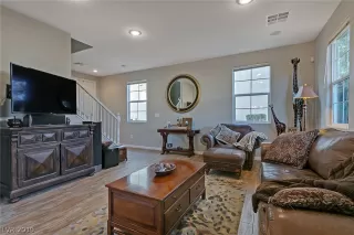 Photo #3: 2160316 Listing