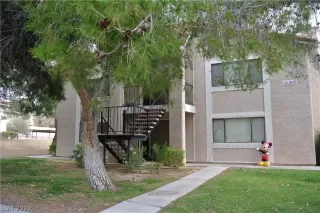 Photo #1: 2160349 Listing 