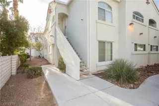 Photo #4: 2160520 Listing