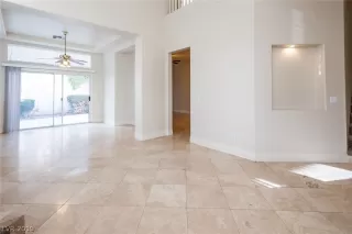 Photo #6: 2160570 Listing 