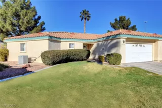 Photo #2: 2160587 Listing 