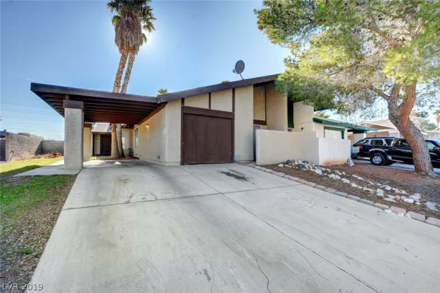 MLS: 2160594 Condo For Sale