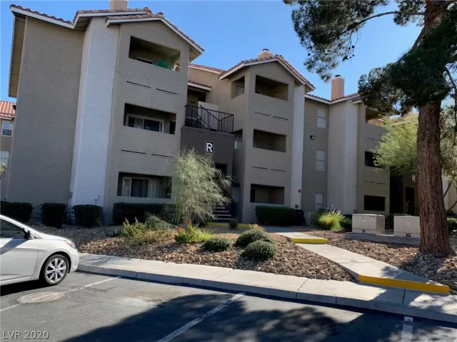 MLS: 2160602 Condo For Sale