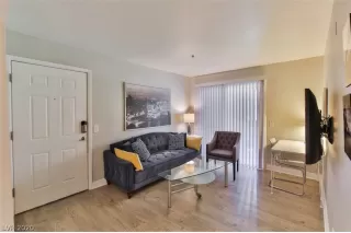 Photo #1: 2160602 Listing 