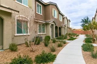 Photo #6: 2160603 Listing