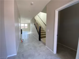 Photo #1: 2160632 Listing