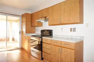 Photo #2: 2160667 Listing 