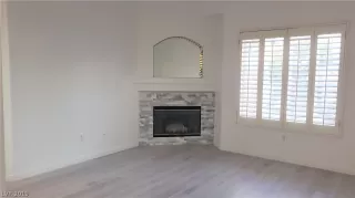 Photo #5: 2160708 Listing 