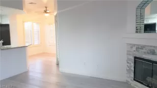 Photo #6: 2160708 Listing 