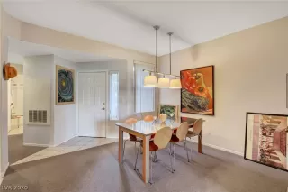 Photo #2: 2160756 Listing 