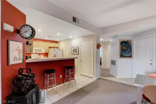 Photo #6: 2160756 Listing 